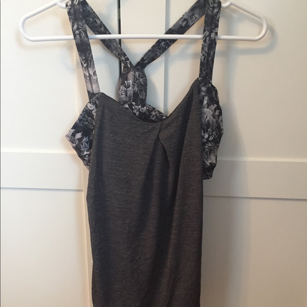 Lululemon tank top + sports bra